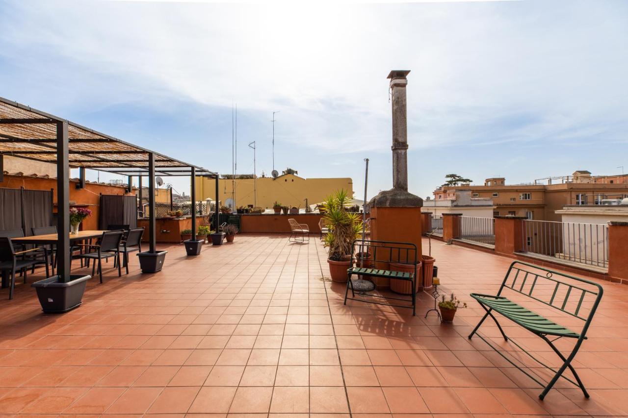 Iflat Amazing With Terrace In Monti Apartamento